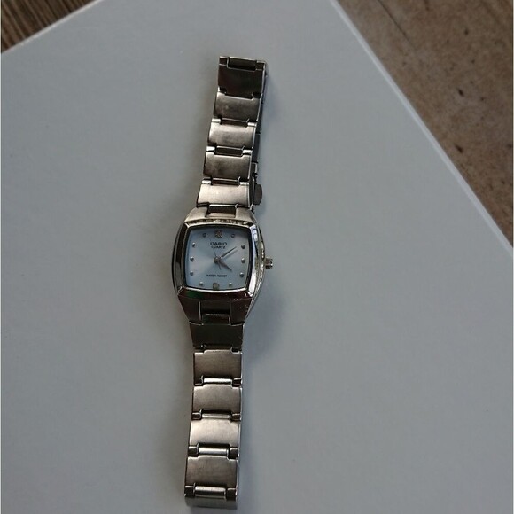 Casio LTP2046A-2A Crystal Accented Bracelet Watch - Picture 1 of 9